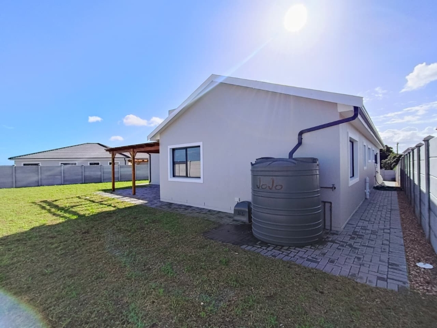 3 Bedroom Property for Sale in Paradise Beach Eastern Cape